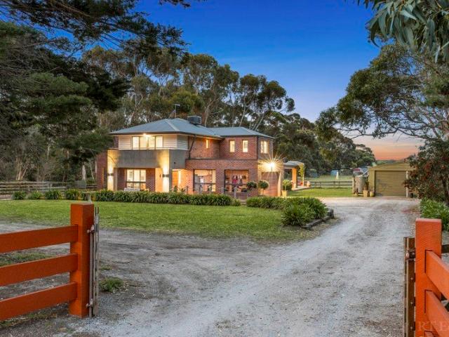 House for sale in Point Lonsdale, Ocean Grove