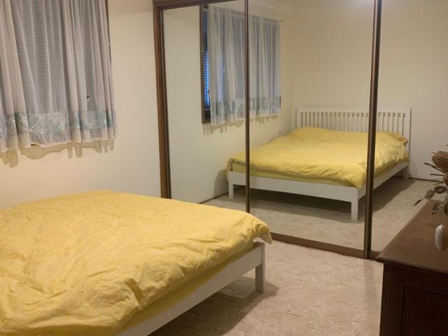 Room for rent in Wollongong West, New South Wales