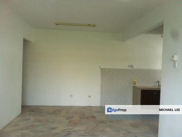 Flat for sale in Tanjong Sepat, Selangor
