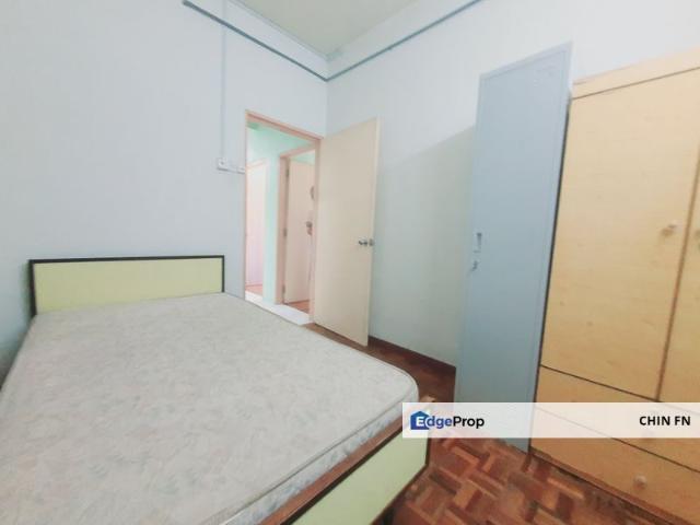 Condominium for rent in Malaka