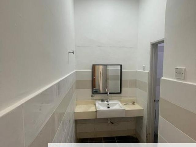 Shop for rent in Kajang East, Majlis Perbandaran Kajang