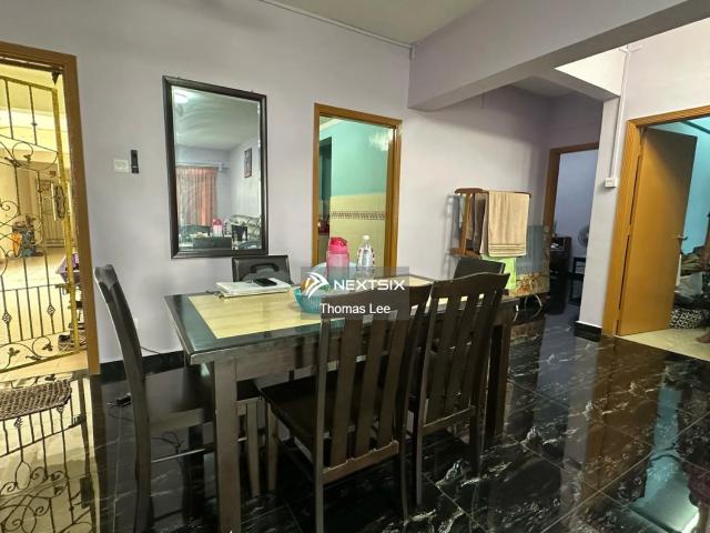 Residential House for sale in Country Heights Damansara, Kuala Lumpur