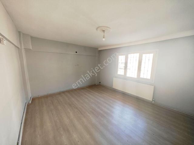Eskiizmir, Karabağlar içerisinde kiralık mülk