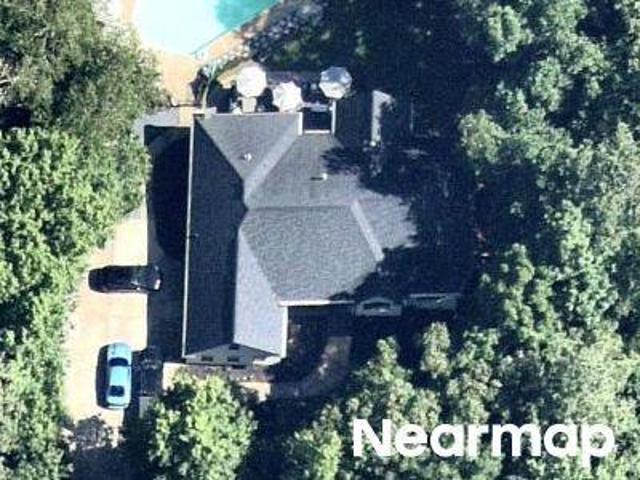 House for sale in Whitehouse, McDonough