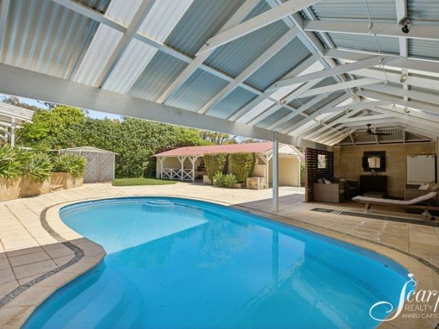 House for sale in Gooseberry Hill, City Of Kalamunda