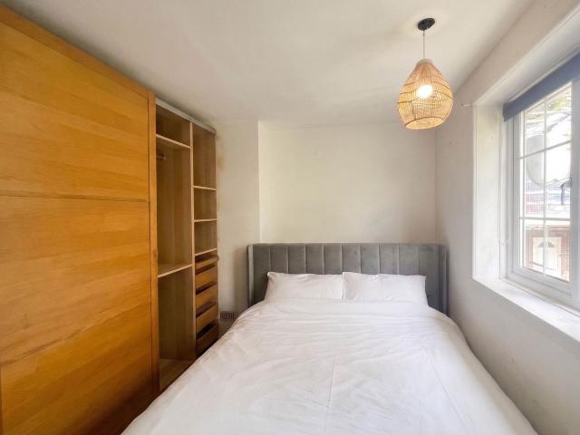 House for rent in Kidbrooke, Greater London