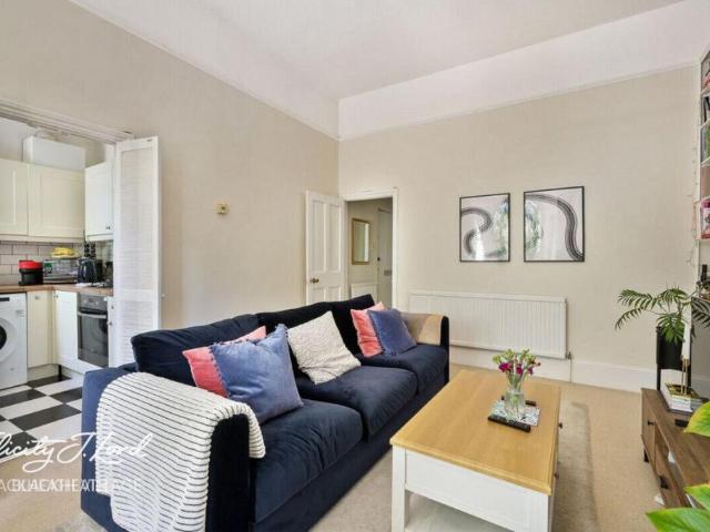 Apartment for rent in Blackheath Royal Standard, Greater London