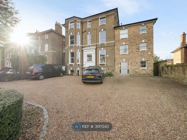 Apartment for rent in Blackheath Royal Standard, Greater London