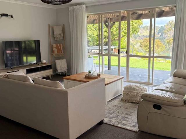 House for rent in Whangaparaoa, Oroua County