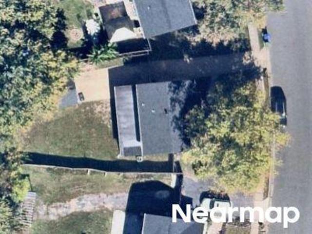 House for sale in Laurel Hills, County Center