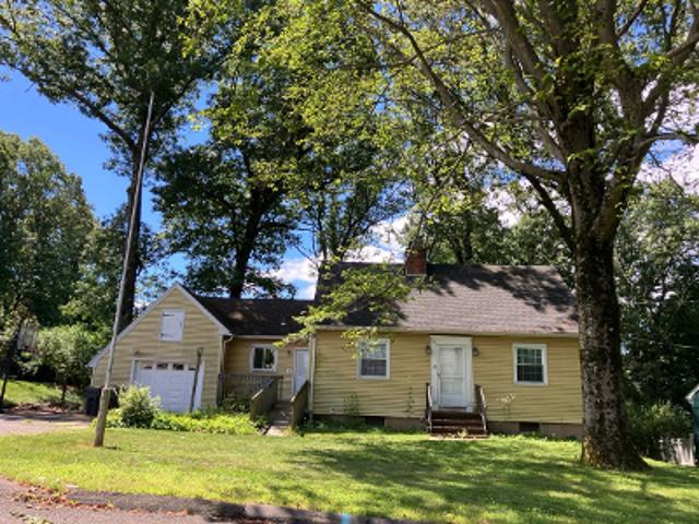 House for sale in Southington, Connecticut