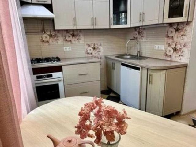 Квартира продажа в Романкове