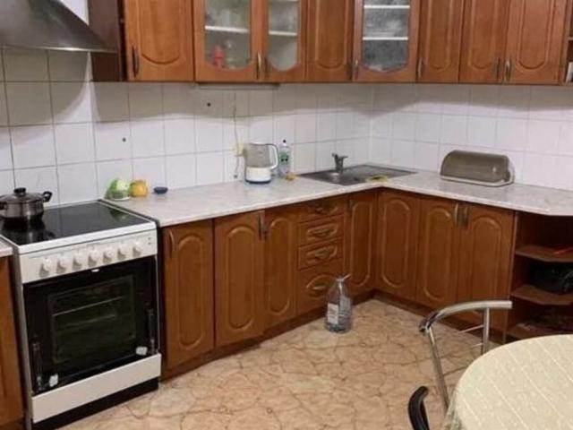 Квартира продажа в 5-й мікрорайон Позняків, Київ