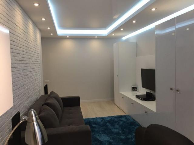 Квартира продажа в Позняки, Романкове