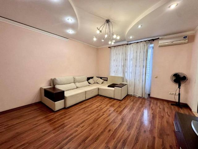 Квартира аренда в Позняки, Романкове