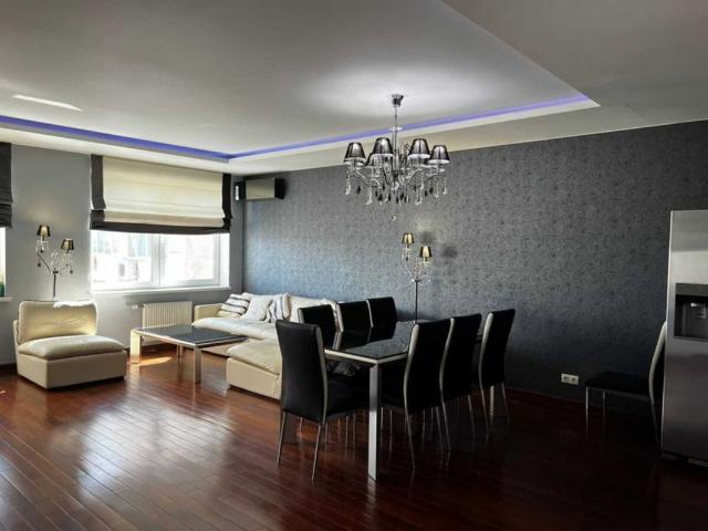 Квартира продажа в Романкове