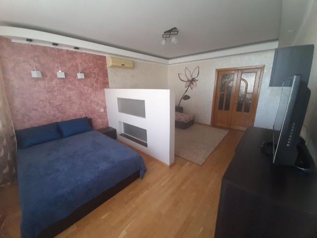 Квартира аренда в Позняки, Романкове