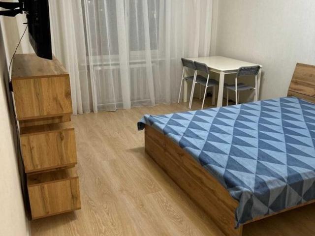 Квартира аренда в Позняки, Романкове