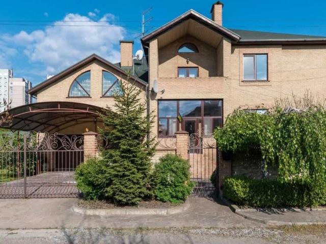 Дом продажа в Славутиче, Винницкой области