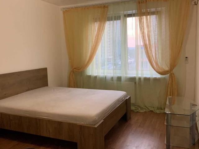 Квартира аренда в 7-й мікрорайон Осокорків, Київ