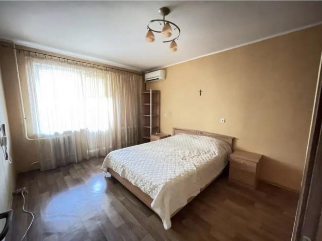 Квартира аренда в Позняки, Романкове
