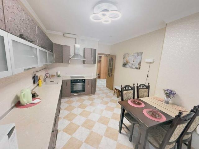 Квартира аренда в Позняки, Романкове