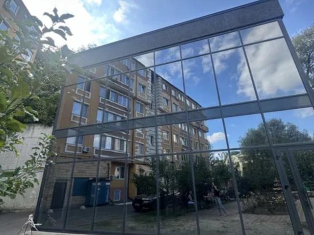 Коммерческая недвижимость продажа в Славутиче, Винницкой области