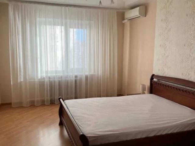 Квартира аренда в Позняки, Романкове
