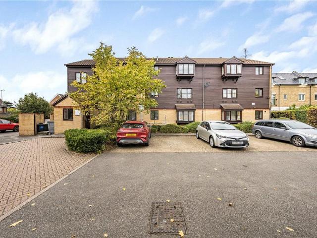 Apartment for rent in London Borough of Hounslow, Spring Grove