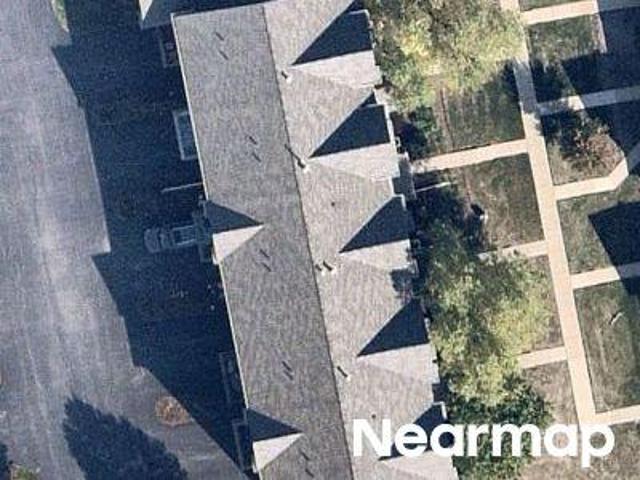 Condo for sale in North Aurora, Illinois