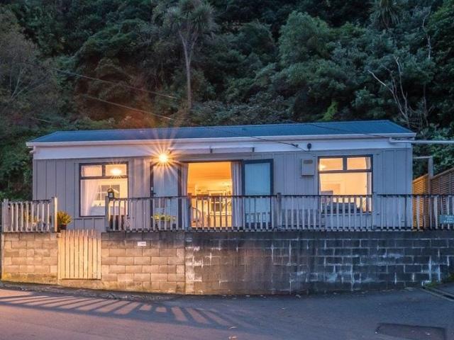 House for rent in Matata, Wellington