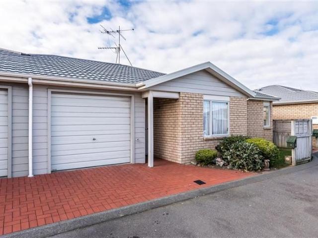 Apartment for rent in Matata, Wellington