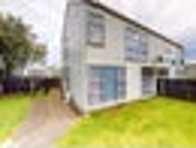 Townhouse for rent in Rongotai, Wellington
