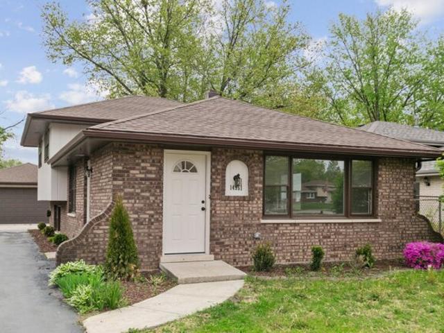 House for sale in Midlothian, Illinois