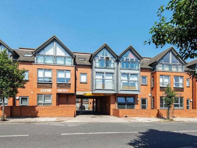 Apartment for rent in Kensal Town, Greater London