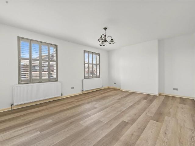 Apartment for rent in Kensal Town, Greater London