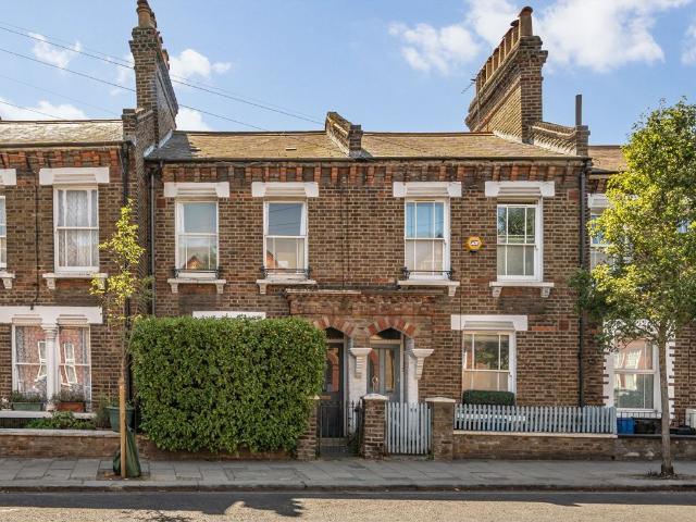 Apartment for rent in Kensal Town, Greater London