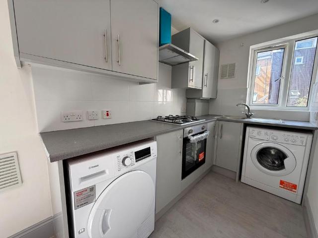 Apartment for rent in Kensal Town, Greater London