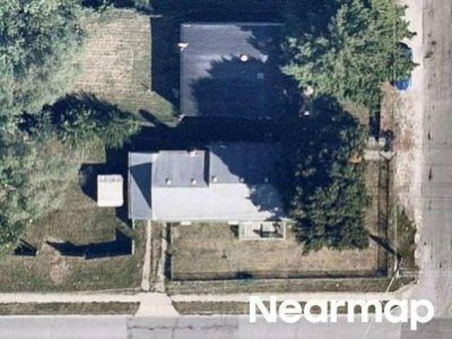 House for sale in Near Eastside, Camby