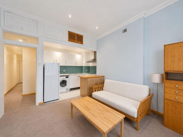 Apartment for rent in Kensal Town, Bayswater