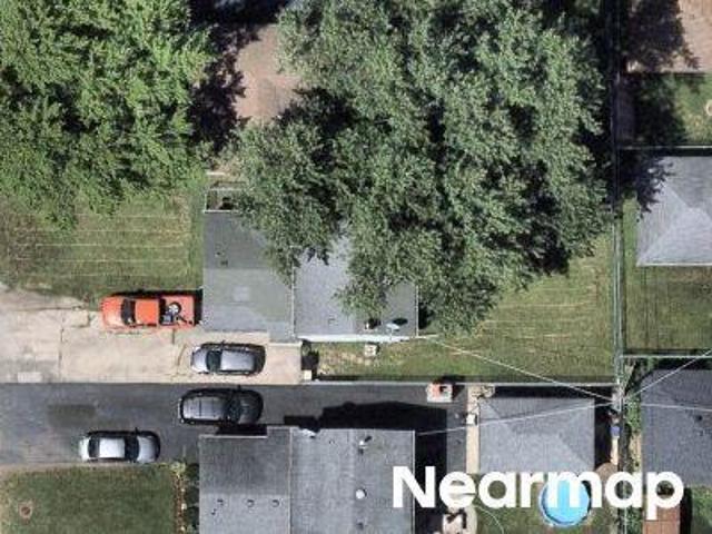 House for sale in Illinois