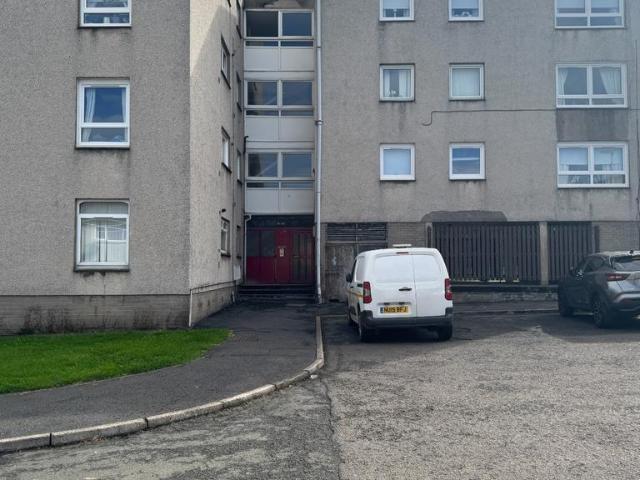 Apartment for rent in Braedale, Motherwell