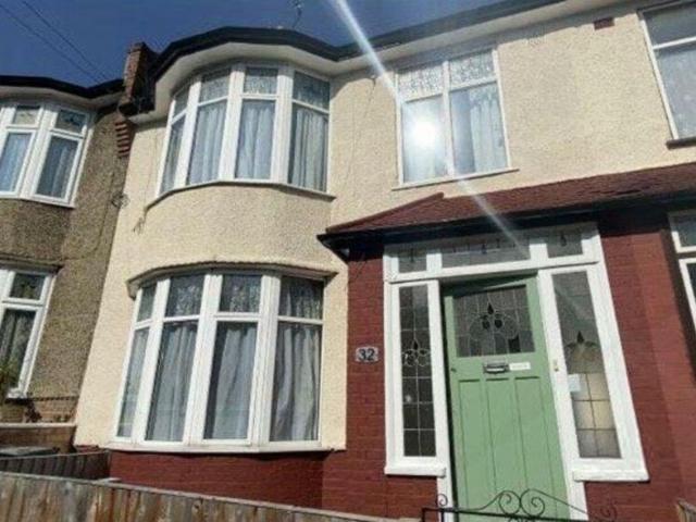 House for rent in London Borough of Lewisham, Greater London