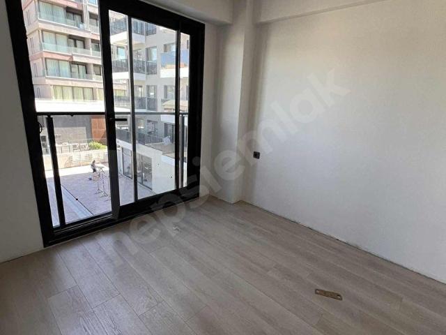 Bornova, İzmir içerisinde satılık mülk
