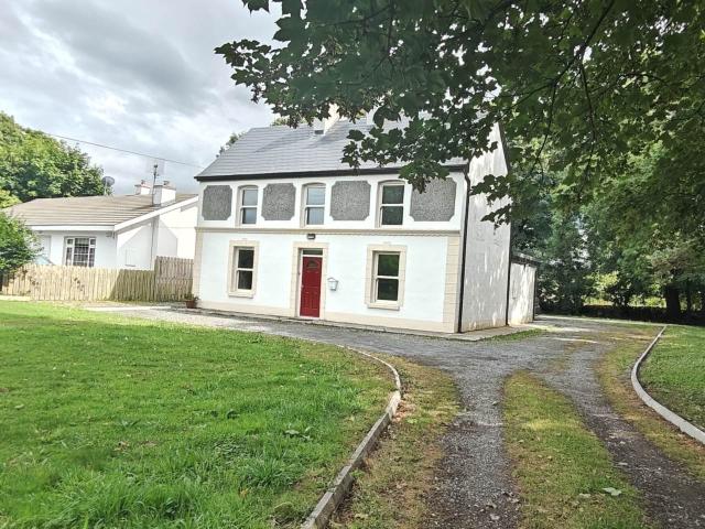 House to rent in Gorteeny, Connacht