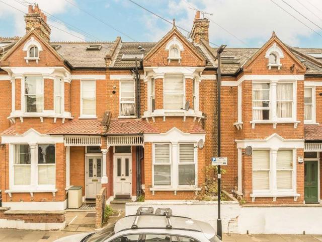 House for rent in Clapham, Greater London
