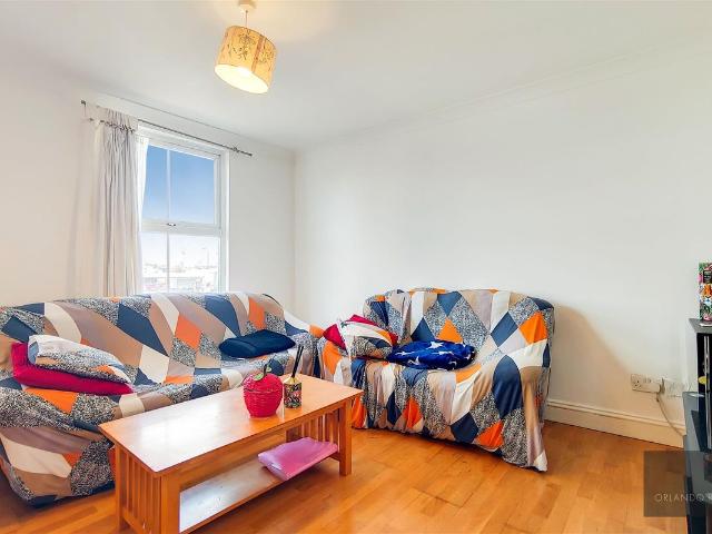 Apartment for rent in Clapham, Greater London