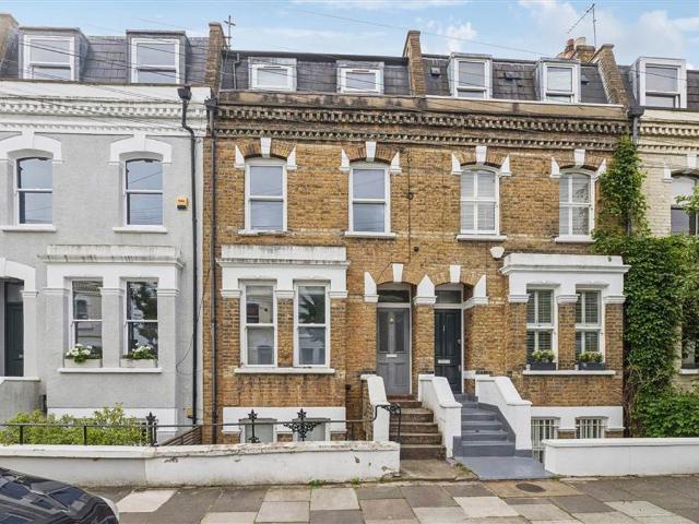 Apartment for rent in Fulham, Greater London