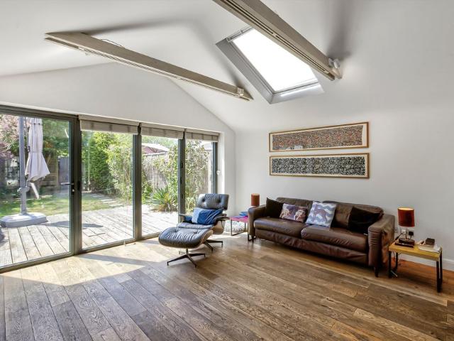 House for rent in London Borough of Richmond upon Thames, Greater London
