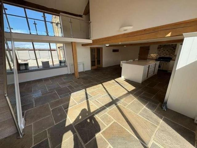 House for rent in Huddersfield, Clayton West